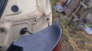 Снятие задней фары для замены лампы Opel Zafira c Tourer