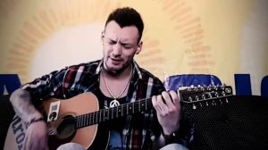 Поздравление женщин с 8 марта под гитару (Саша Трофим, песня ПРАЗДНИК)