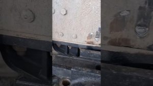 что требуется чтоб снять ось балансира.на шакмане