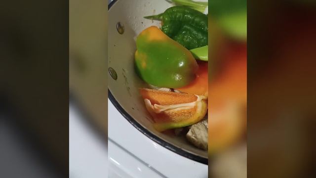 Как потушить мясо в маринаде с фасолью и перцем,безумно вкусно и просто смотреть онлайн