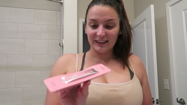 Spa Night + Trying a Dr. Jart Cryo Rubber Mask - VLOGMAS DAY 12 | Jessica Duke смотреть онлайн