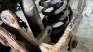 Замена задних колодок ручника Хендай iх35.