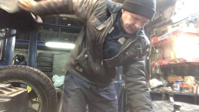 Переобувка  Nissan Qashqai в одного