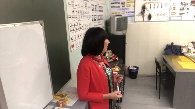 ВОСКРЕСНЫЙ СЕМИНАР НА ТЕМУ: "ТАРО И РУНЫ " смотреть онлайн