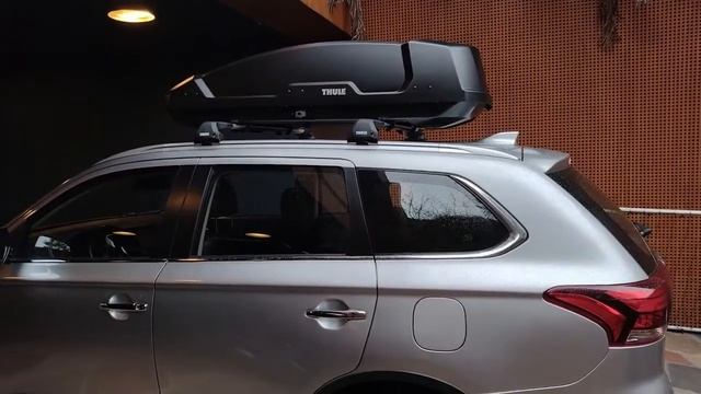Rack Thule Integrado + Force XT M para Mitsubishi Outlander смотреть онлайн