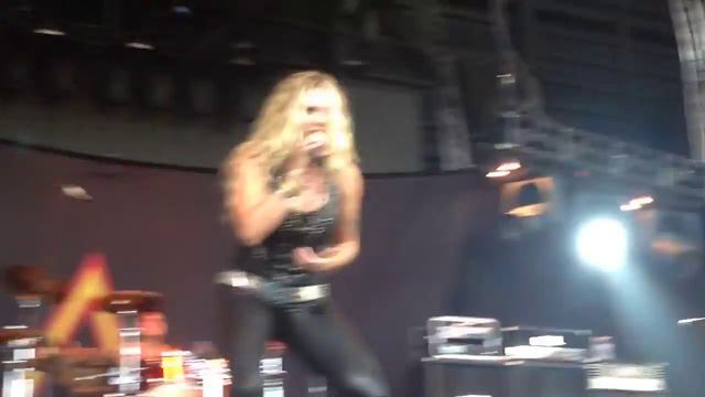 Kobra and the Lotus - I Am, I Am - LIVE смотреть онлайн