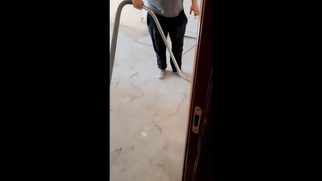 Грибок на полу после потопа. смотреть онлайн