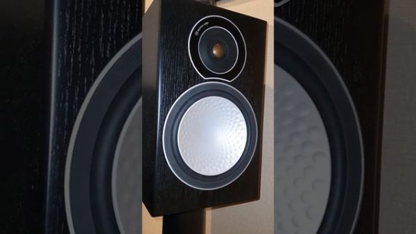 Monitor Audio Silver 2 Bass Test