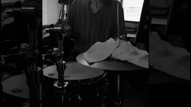 Jean Swiegers - Fat slow brushes groove смотреть онлайн