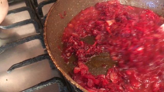 Борщ из тушенки. Быстро, просто, вкусно. смотреть онлайн