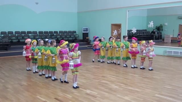 Танец гномиков. смотреть онлайн