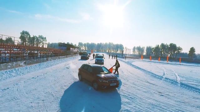 Тотал Україна головний масляний партнер Автомобіль року 2017 смотреть онлайн