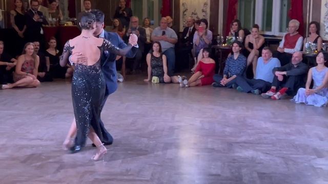 Roxana Suarez & Sebastian Achaval - Paciencia смотреть онлайн