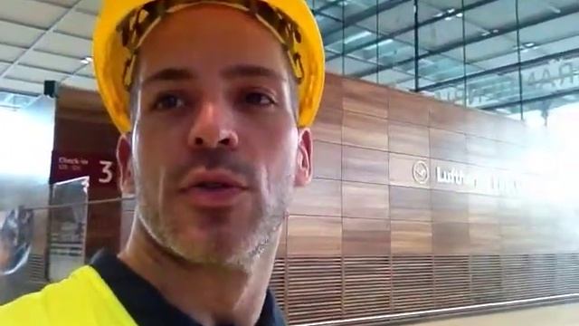 BER - Berlin Brandenburg Airport смотреть онлайн