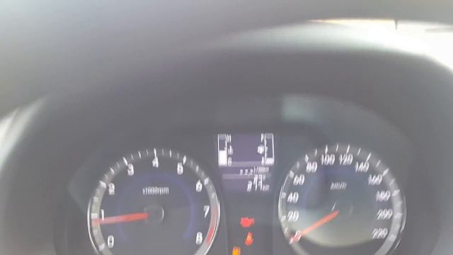 solaris 2016 из автосалона пробег 217 км. и уже горит датчик масла на холостых смотреть онлайн