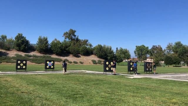 Where to Practice Archery?/Archery Field/Miles Square Park Archery Range/Beginner Archery смотреть онлайн