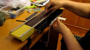 Я в Шоке! ЗОЛУШКА 64 ИГОЛОК.  ЗНАКОМСТВО С МАШИНОЙ. ВЯЖЕМ ОБРАЗЕЦ