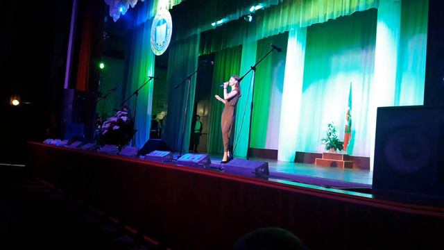 Владислава Пилипчук "Улыбайся" смотреть онлайн