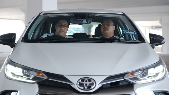 Toyota Vios GR-S vs Toyota Vios G - Mana Lagi Best? смотреть онлайн