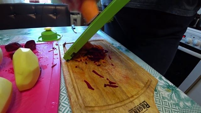 В подвале и погребе. Избавились от мышей. Овощи на борщ. Отварили индейку. Собак обработали от блох смотреть онлайн