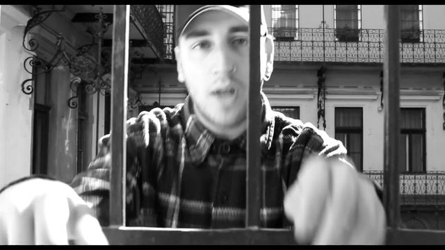 03. ΕΤΟΙΜΟΠΟΛΕΜΟΙ - VALE | ETOIMOPOLEMOI - VALE (OFFICIAL VIDEO CLIP) смотреть онлайн