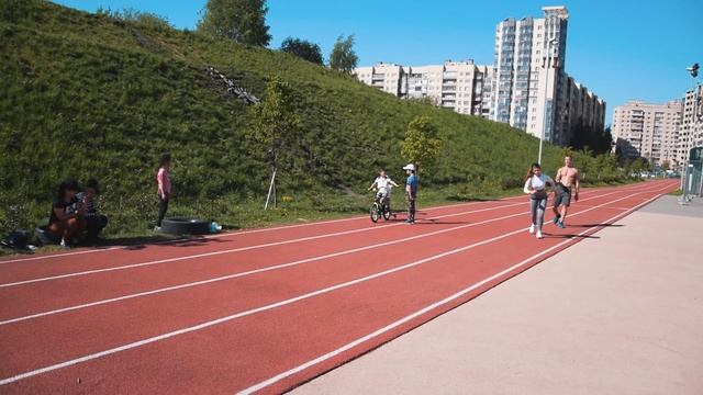 Тренировка на улице или семейная разборка! смотреть онлайн