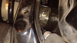 Регулируем жесткость амортизатора в мотоцикле