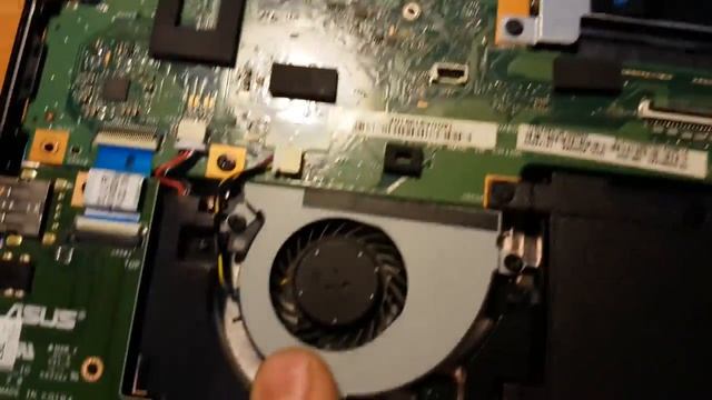 Как разобрать ноутбук Asus x553s смотреть онлайн