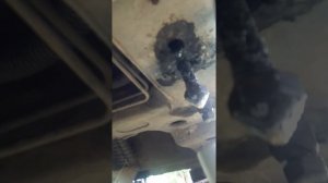 не получается выкрутить болт с подрамника