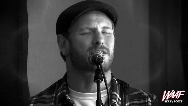 Stone Sour - Through the Glass (acoustic) смотреть онлайн