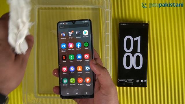 Samsung Galaxy A32 Water Test  A32 Waterproof ? Because its not IP67 Rated  Lets find out