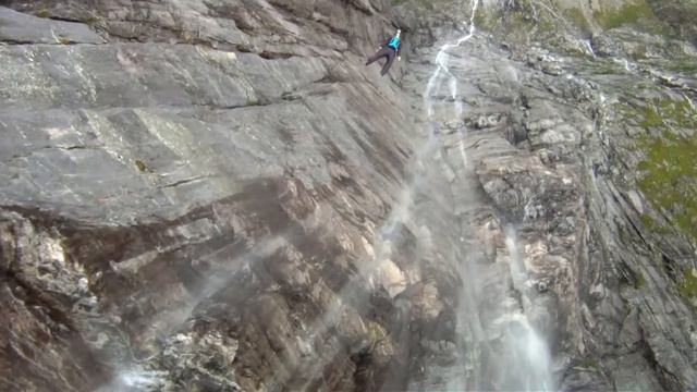 Make The Move - Best Skydive and Base Jumping video 2013 HD (1080p) смотреть онлайн