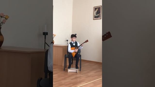Вадим Теселев «У голубя, у сизого» (Русская народная песня, обработка В. Городовской), 2019 смотреть онлайн