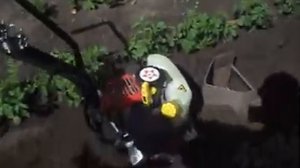 Мототяпка Землячок -использование грунтозацепов и бороздодела при окучивании картофеля