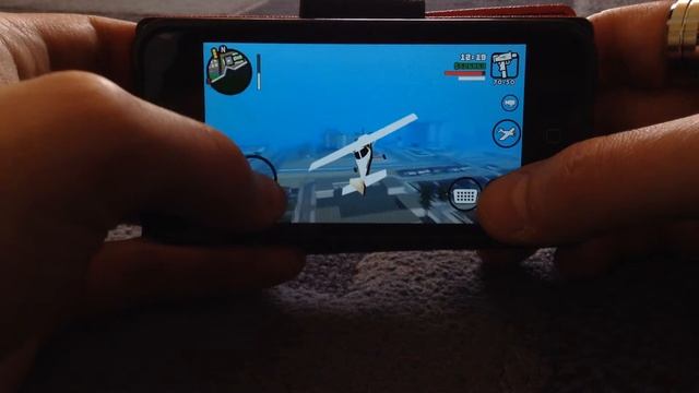 GTA San Andreas on the iPhone 5C iOS 7.1.1 смотреть онлайн