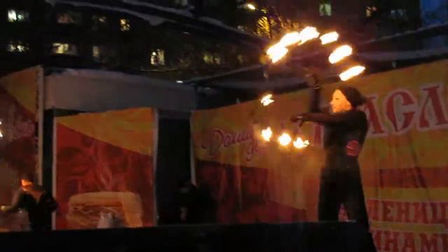 Пиротехническое огненное шоу (масленица, центральный парк) смотреть онлайн