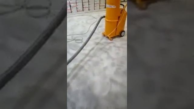 Мозаично-шлифовальная машина Сплитстоун GM 245 и промышленный пылесос Вортэкс 300 смотреть онлайн