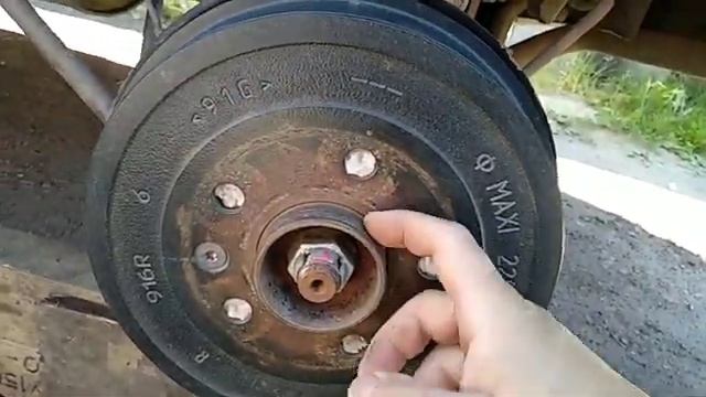 Рено Каптюр - Дастер покраска заднего тормозного барабана. смотреть онлайн