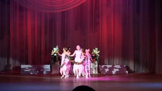 Танец- Грация (1).avi смотреть онлайн