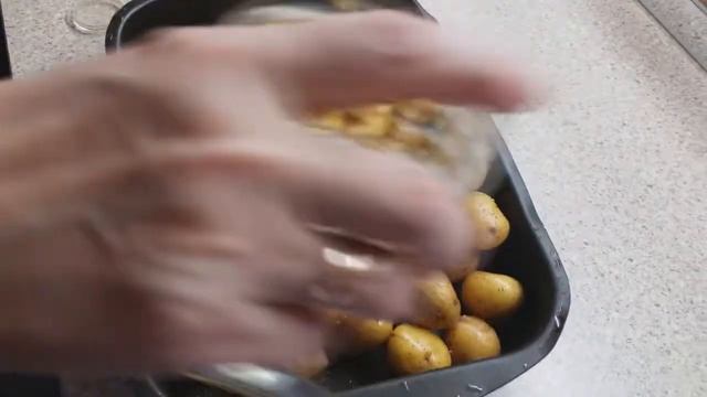 Запеченная картошка в Пост! Просто и ОЧЕНЬ вкусно!Baked potatoes In the Post! смотреть онлайн