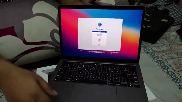 Macbook Pro M1 Laptop (16GB/512GB) Unboxing | Say Masha Allah | MRM Talks смотреть онлайн