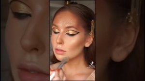 ?Макияж + истории ?