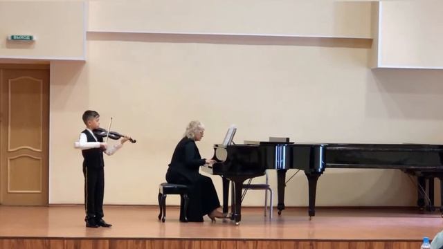 Телеманн. Соната соль минор. 1и 2 часть.