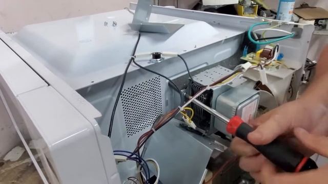How to: Fix a Broken Magnetron in your Microwave смотреть онлайн