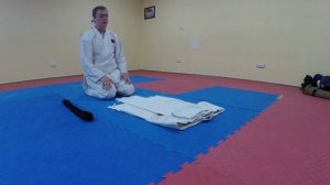 Как правильно сложить кимоно.