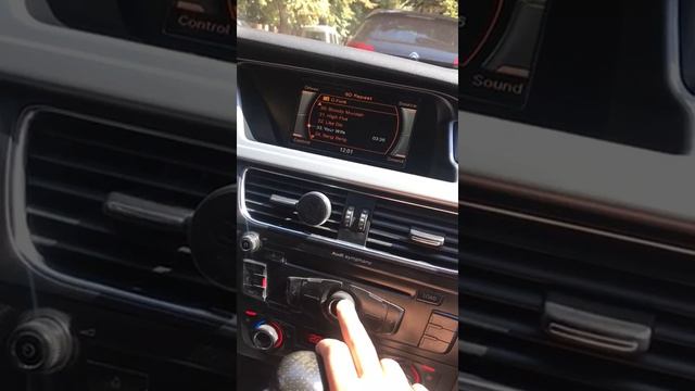 Activate AUX on Audi A4 B8 смотреть онлайн