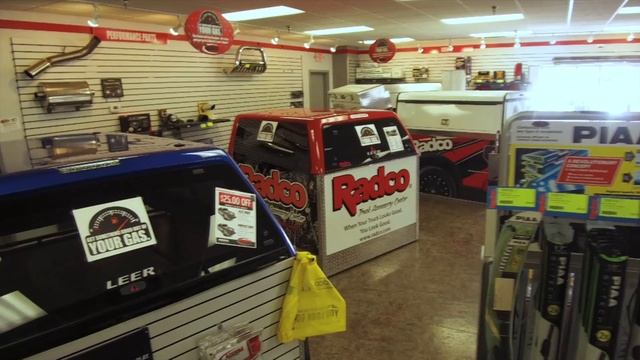 Truck Topper/Tunnel Cover Selection Tips! смотреть онлайн