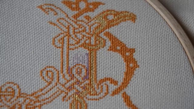 Буквица А от Риолис. Небольшие продвижения,впечатления. Вышивка крестом. смотреть онлайн
