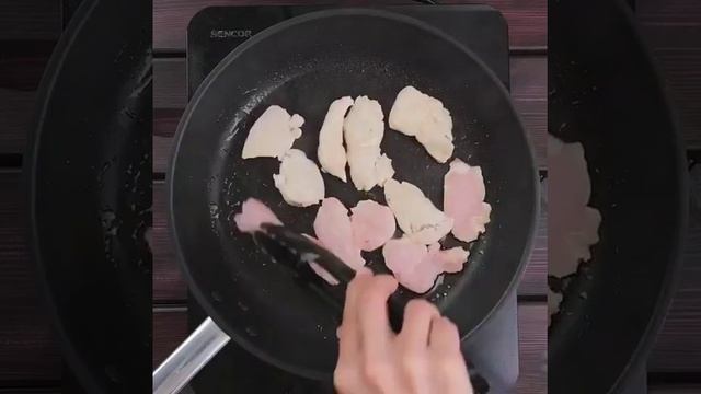 Сегодня у меня рецепт рамена с курицей ?? . смотреть онлайн