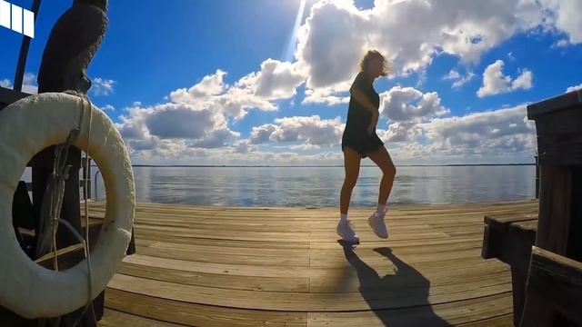 Shuffle Music Video HD - Melbourne Bounce Music Mix смотреть онлайн